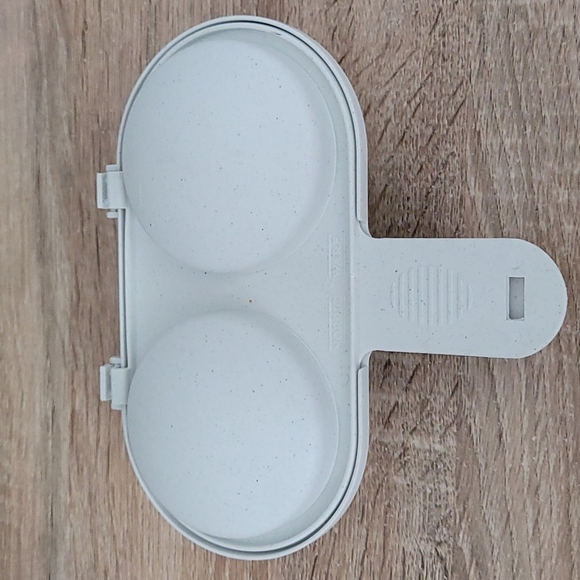 Nordic ware egg cooker - Picture 1 of 4